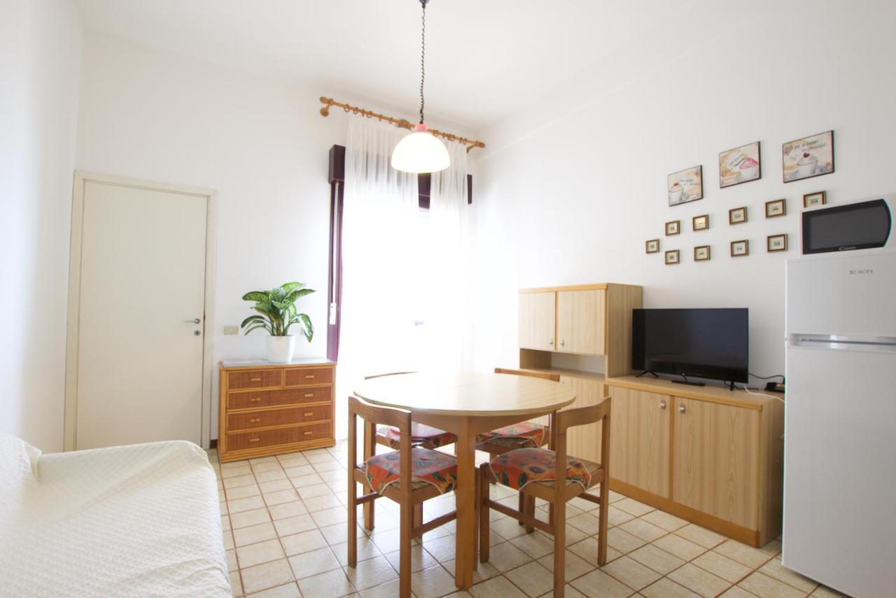 Appartamento Bagni Miramare N. 40 Lido di Jesolo Esterno foto