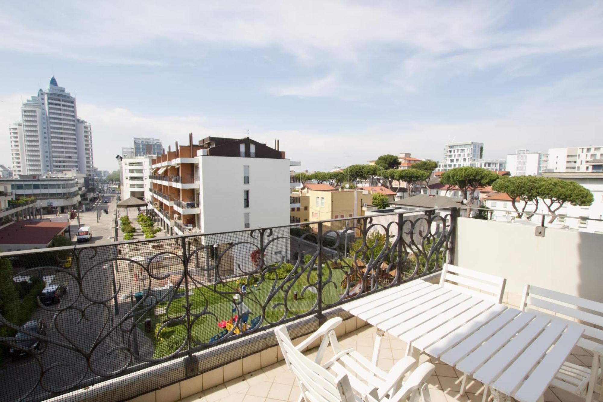 Appartamento Bagni Miramare N. 40 Lido di Jesolo Esterno foto